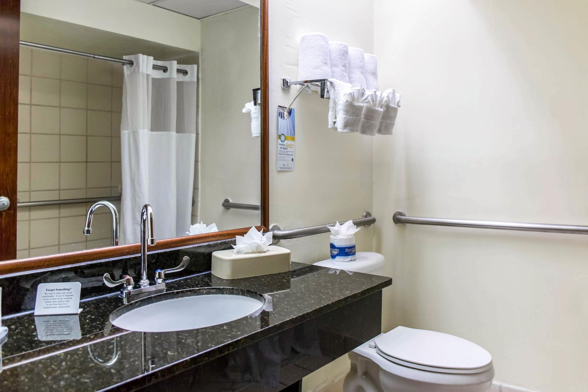 Quality Inn & Suites Hot Springs-Lake Hamilton Ngoại thất bức ảnh