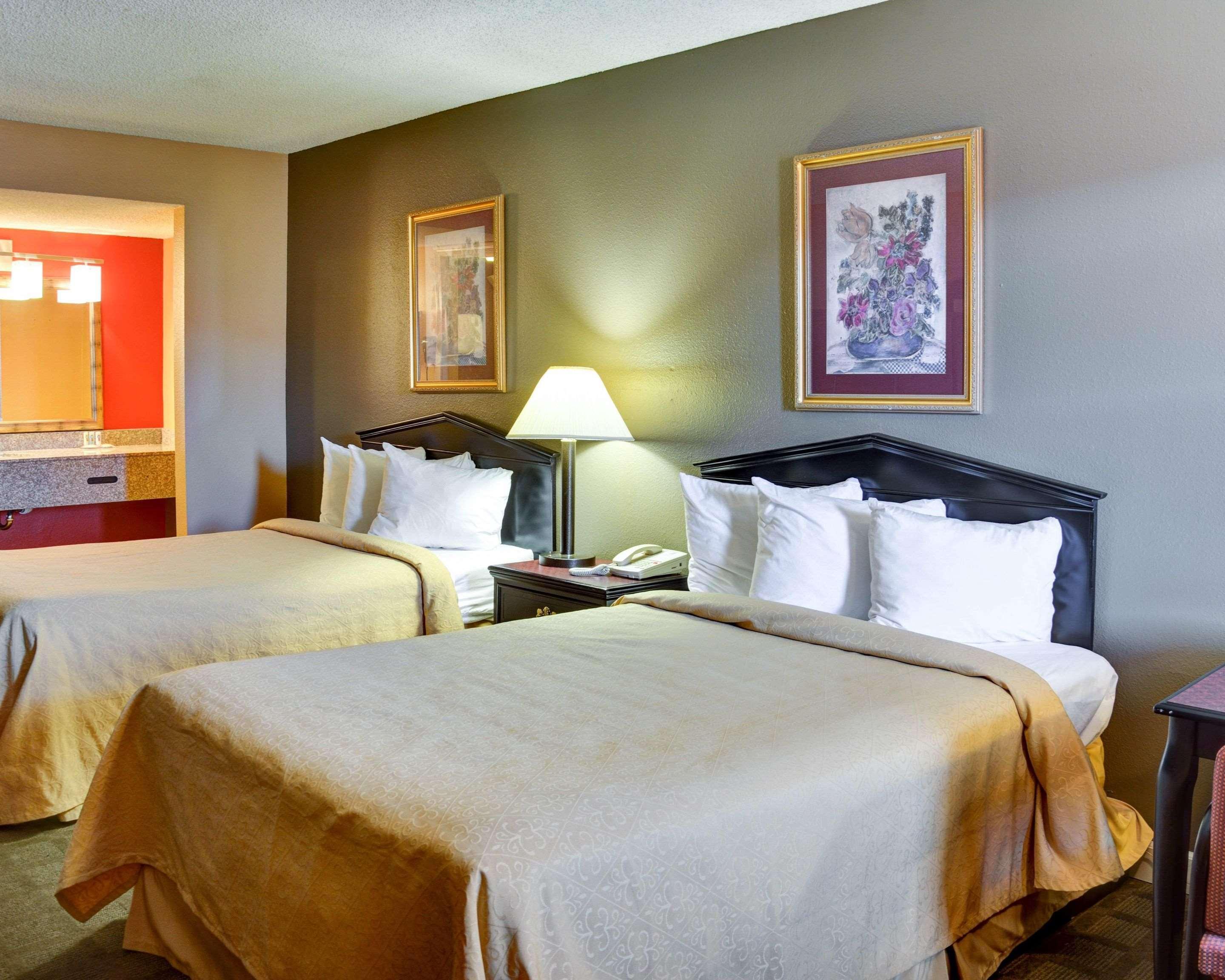 Quality Inn & Suites Hot Springs-Lake Hamilton Ngoại thất bức ảnh