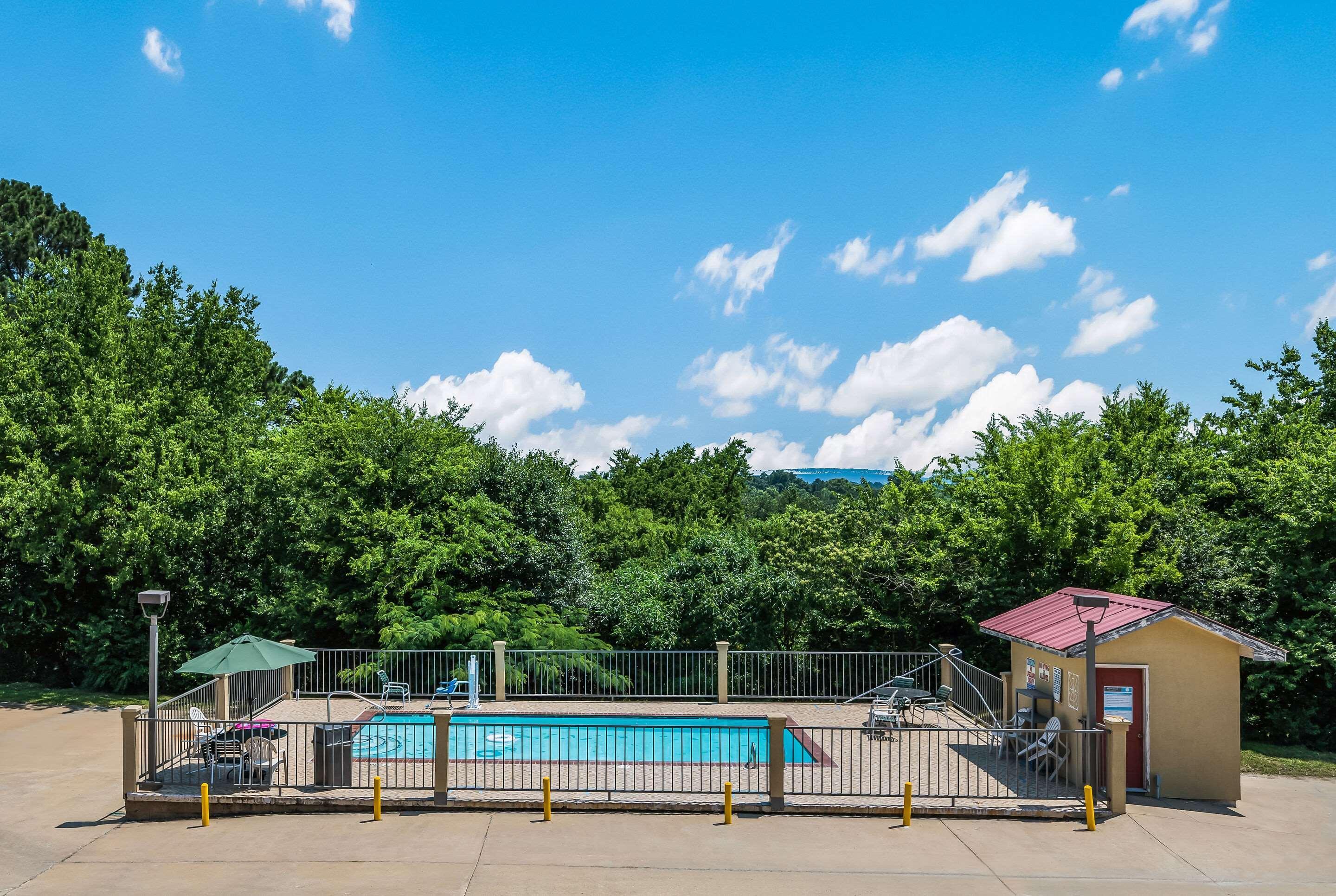 Quality Inn & Suites Hot Springs-Lake Hamilton Ngoại thất bức ảnh