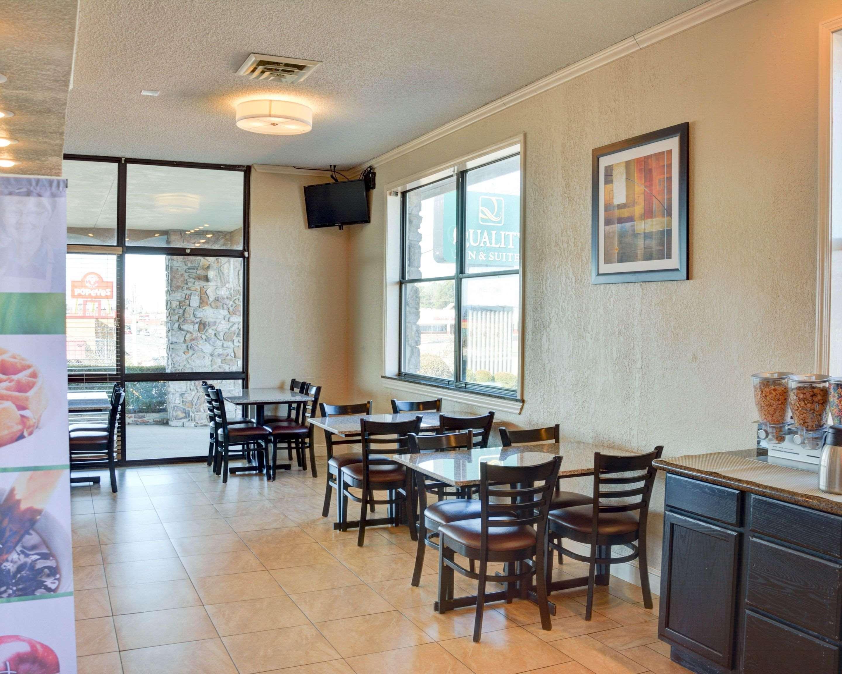Quality Inn & Suites Hot Springs-Lake Hamilton Ngoại thất bức ảnh