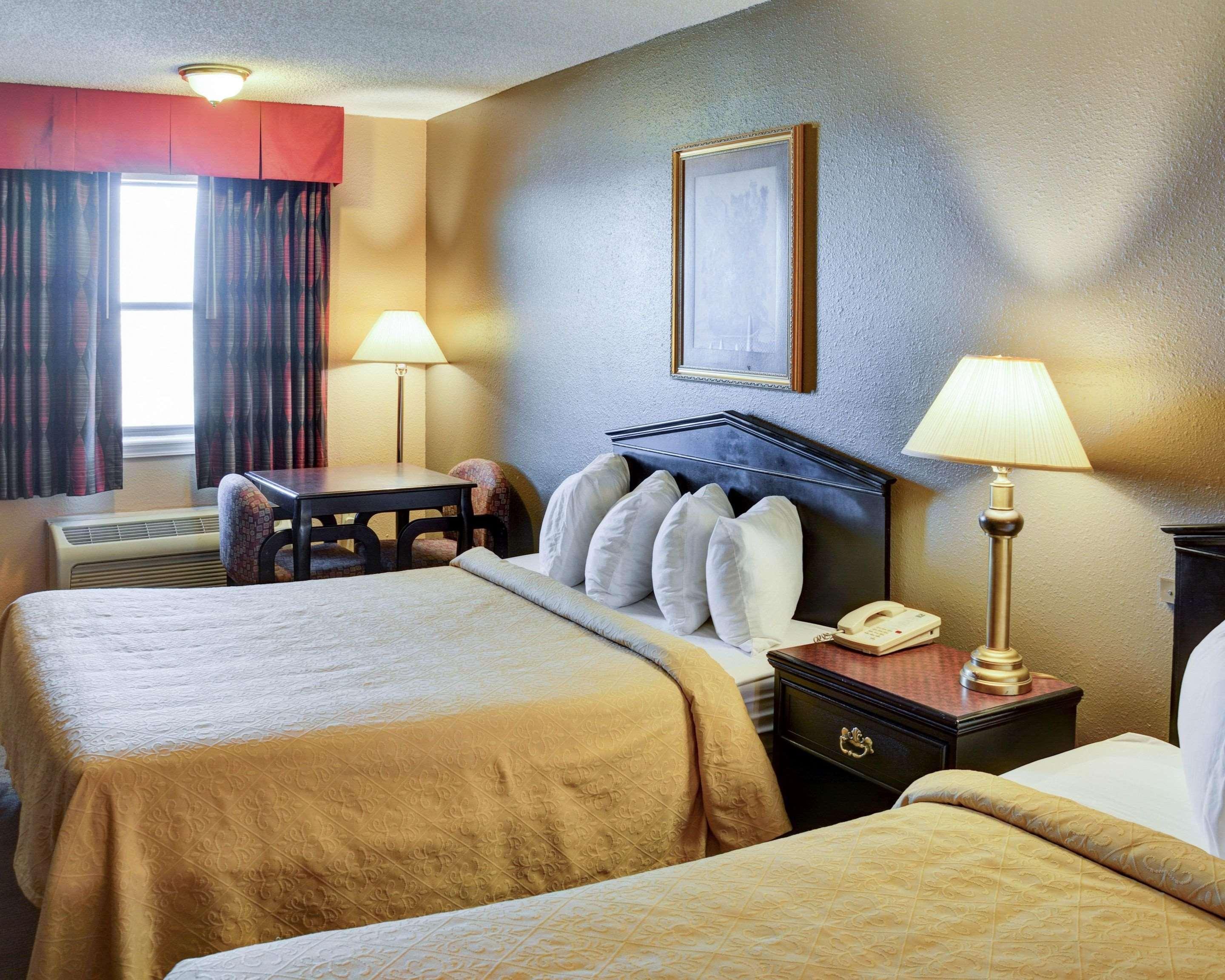 Quality Inn & Suites Hot Springs-Lake Hamilton Ngoại thất bức ảnh