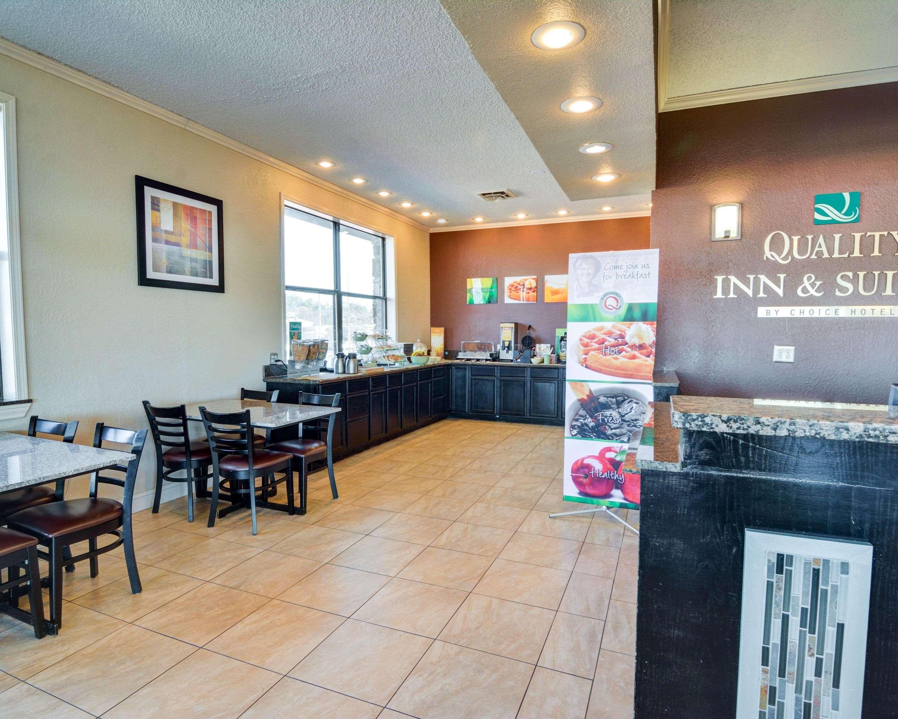 Quality Inn & Suites Hot Springs-Lake Hamilton Ngoại thất bức ảnh
